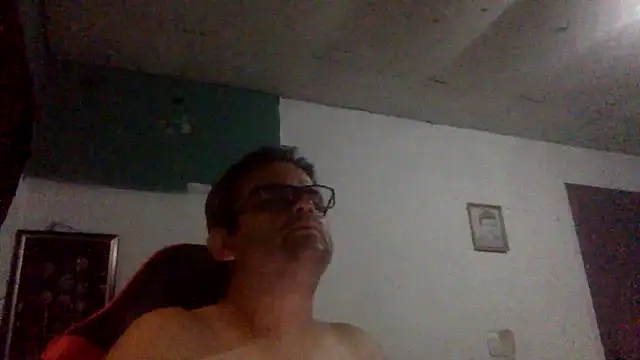 Snapshot of Katracho6969 chatting on April 27, 2026, 12:41 am Katracho6969 online show from April 27, 2026, 12:41 am