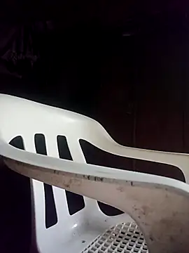 Lucy-Ferr online show from September 19, 2025, 8:53 pm