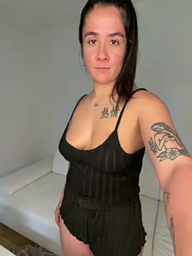 Maria-and-Charly online show from February 16, 2026, 11:06 am