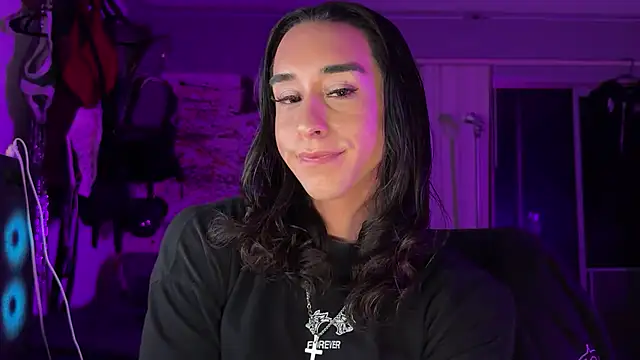 xoFrankie online show from December 18, 2025, 3:45 am