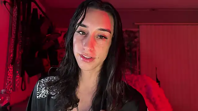 xoFrankie online show from March 16, 2026, 5:44 am