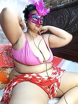 Tanisha-Chy online show from October 1, 2025, 5:52 pm