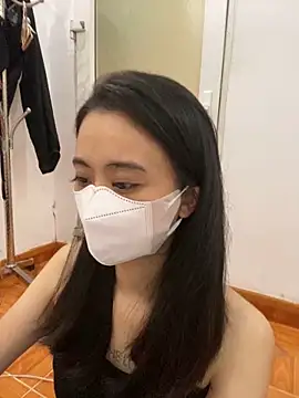 Mochi21 online show from October 4, 2025, 3:15 am