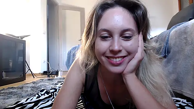 L Sofia online show from October 21, 2025, 11:11 am