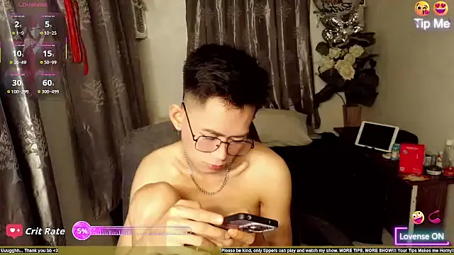 Snapshot of Skinny_CumLoader69 chatting on June 26, 2026, 6:12 pm Skinny CumLoader69 online show from June 26, 2026, 6:12 pm