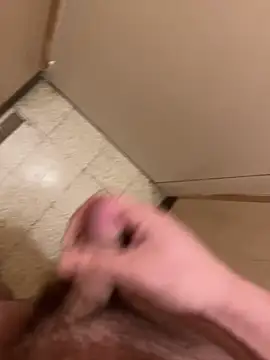 Snapshot of Yayou83 chatting on February 15, 2026, 4:31 am Yayou83 online show from February 15, 2026, 4:31 am