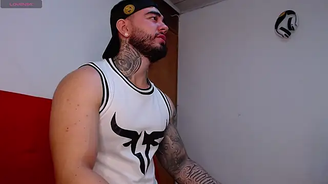 tommyblessd1 online show from November 8, 2025, 1:00 pm