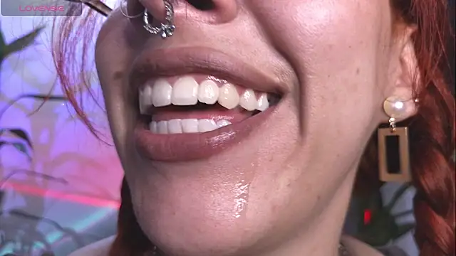 bri von dhara   online show from November 16, 2025, 10:26 pm