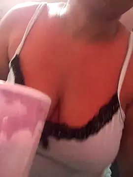 Naomi-Mature online show from November 23, 2025, 9:09 am