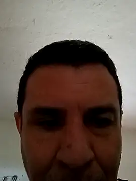 Snapshot of voyerista50 chatting on October 8, 2025, 5:43 pm voyerista50 online show from October 8, 2025, 5:43 pm