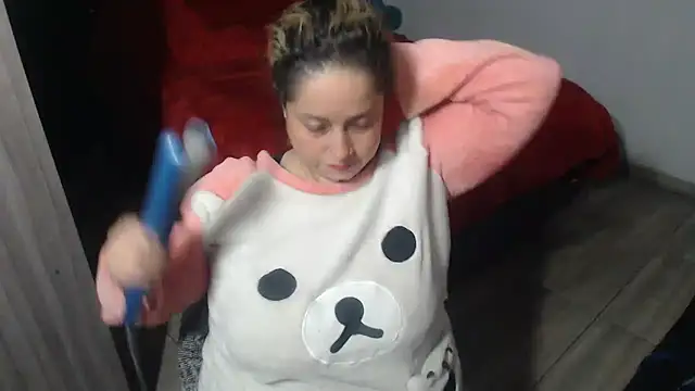 Brenda bigtitis online show from March 13, 2026, 4:08 am