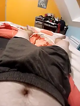 Aymeric35000 online show from September 19, 2025, 9:15 pm