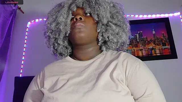 Snapshot of ebony_NeighborMoans chatting on April 25, 2026, 2:58 am ebony NeighborMoans online show from April 25, 2026, 2:58 am