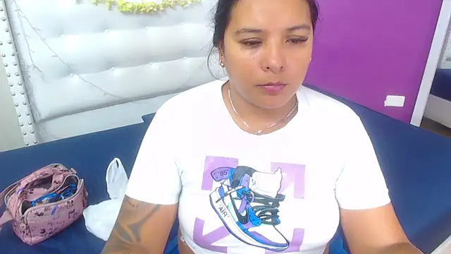 fat naughtyass online show from October 11, 2025, 1:42 pm