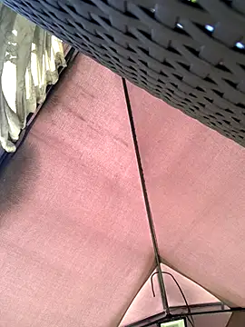 Snapshot of KloePink_ chatting on October 15, 2025, 1:11 pm KloePink online show from October 15, 2025, 1:11 pm