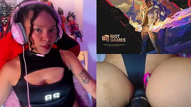 NovaLyn online show from September 17, 2025, 4:25 am