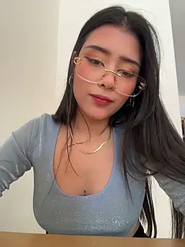 CatadeLuca online show from March 9, 2026, 5:06 pm