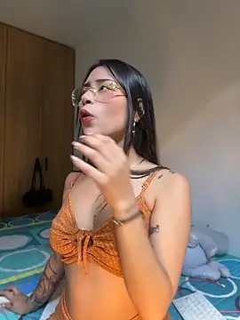 CatadeLuca online show from June 16, 2026, 3:58 pm
