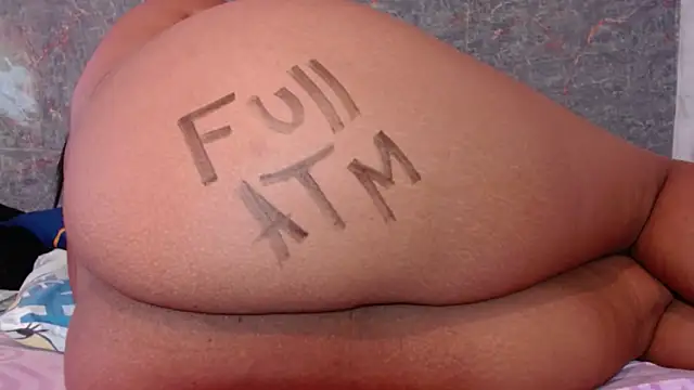 Messy-diana21 online show from December 13, 2025, 9:09 pm