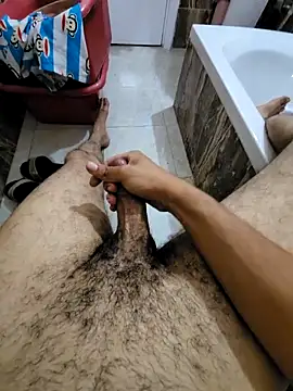 Snapshot of WelloffUpthrow chatting on September 27, 2025, 3:28 pm WelloffUpthrow online show from September 27, 2025, 3:28 pm