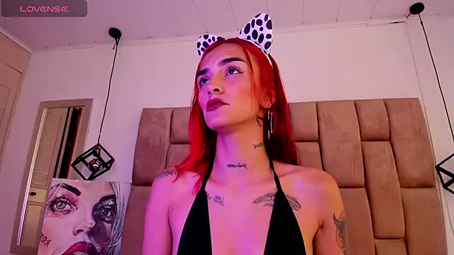RavynRouge online show from October 24, 2025, 7:43 pm
