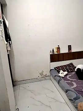 Sexy vernilla online show from February 25, 2026, 8:51 pm