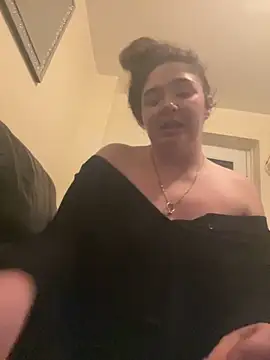 Imogenbabyyy online show from October 5, 2025, 9:02 pm