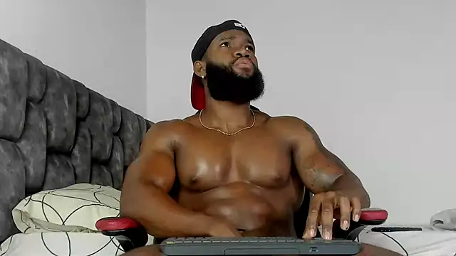 Snapshot of james_musclebbc chatting on September 16, 2025, 1:45 pm james musclebbc online show from September 16, 2025, 1:45 pm
