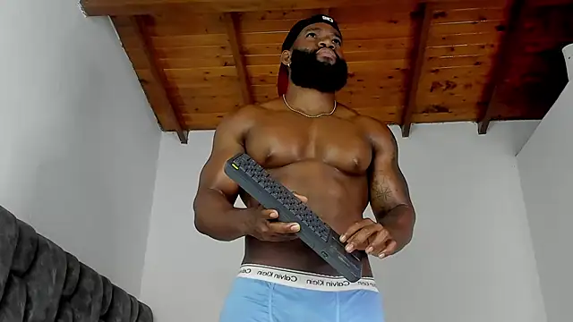 Snapshot of james_musclebbc chatting on October 4, 2025, 12:47 pm james musclebbc online show from October 4, 2025, 12:47 pm