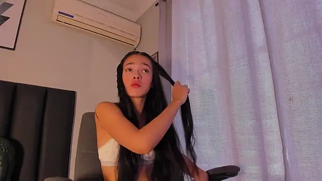 miIa bratz online show from September 25, 2025, 7:50 pm