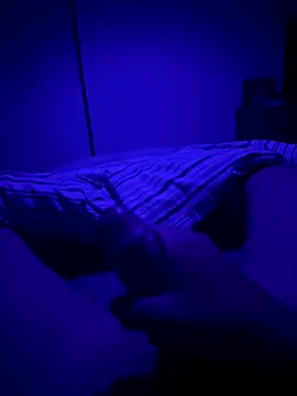 Snapshot of alex110429 chatting on October 5, 2025, 10:29 pm alex110429 online show from October 5, 2025, 10:29 pm