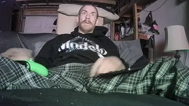Tiggitytomociti online show from February 18, 2026, 11:39 am