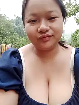 Snapshot of girl-babi chatting on April 22, 2026, 12:46 am girl-babi online show from April 22, 2026, 12:46 am
