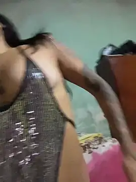 Vixxen 99 online show from November 18, 2025, 3:45 am