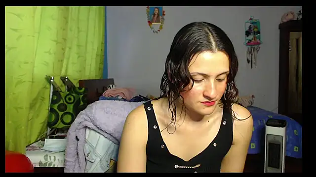 lindasyt online show from September 12, 2025, 10:32 pm