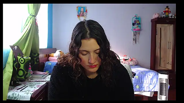 lindasyt online show from September 15, 2025, 8:53 pm