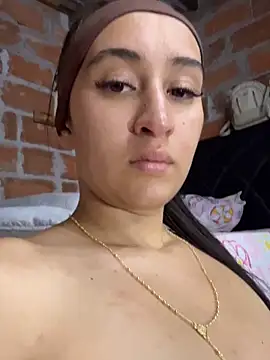 Snapshot of RAKEL37 chatting on May 8, 2026, 4:18 am RAKEL37 online show from May 8, 2026, 4:18 am
