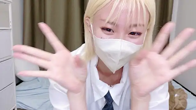 Nana  ch online show from August 3, 2026, 4:55 pm