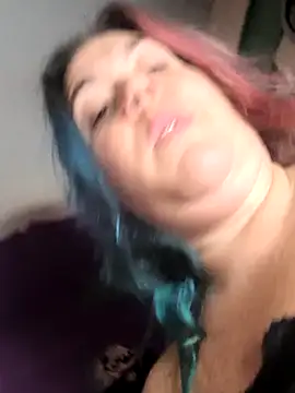 Courdles online show from January 7, 2026, 9:06 pm