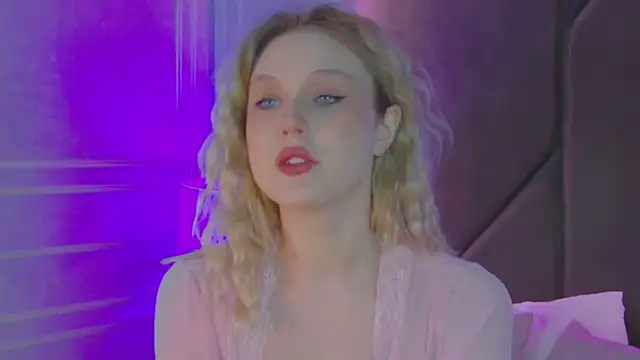 Snapshot of CaitlinSugar chatting on January 19, 2026, 5:00 am CaitlinSugar online show from January 19, 2026, 5:00 am