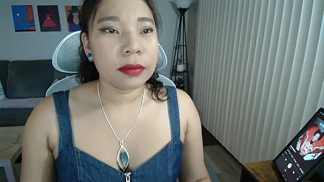 Snapshot of SHEILYN_ chatting on June 27, 2026, 4:50 am SHEILYN online show from June 27, 2026, 4:50 am