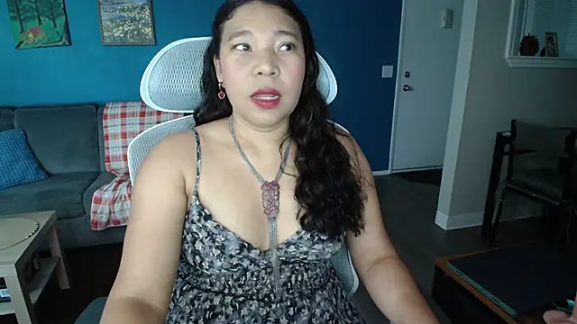 Snapshot of SHEILYN_ chatting on July 1, 2026, 4:25 am SHEILYN online show from July 1, 2026, 4:25 am