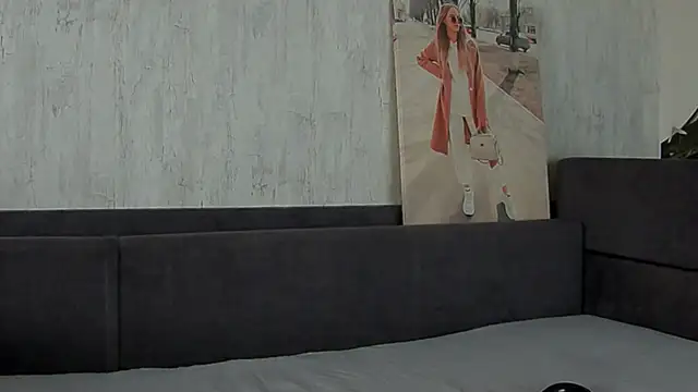 Snapshot of MonikaVAlex chatting on October 3, 2025, 4:31 am MonikaVAlex online show from October 3, 2025, 4:31 am