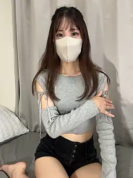 riri  nyan o0 online show from October 10, 2025, 5:06 am