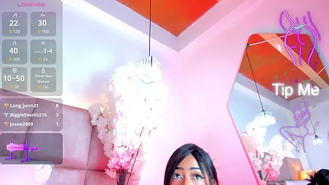 Snapshot of KatheMiler chatting on April 6, 2026, 4:46 am KatheMiler online show from April 6, 2026, 4:46 am