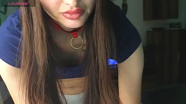 xSweetMissx online show from November 11, 2025, 11:10 am