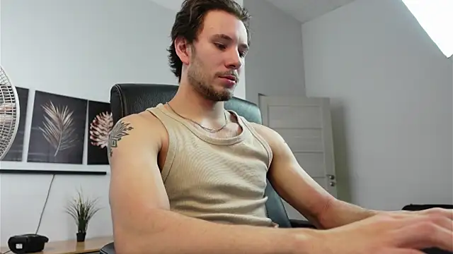 Snapshot of Ethan_Fyre chatting on October 11, 2025, 9:41 am Ethan Fyre online show from October 11, 2025, 9:41 am