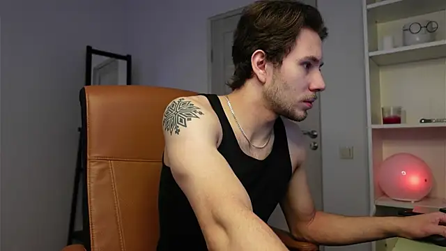 Snapshot of Ethan_Fyre chatting on October 25, 2025, 11:51 am Ethan Fyre online show from October 25, 2025, 11:51 am