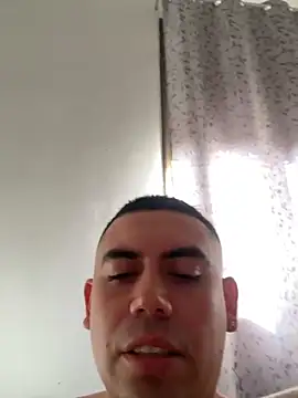 Snapshot of davidxxx099 chatting on November 25, 2025, 12:38 pm davidxxx099 online show from November 25, 2025, 12:38 pm