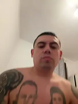 Snapshot of davidxxx099 chatting on January 12, 2026, 8:14 pm davidxxx099 online show from January 12, 2026, 8:14 pm